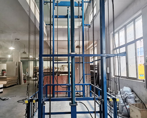 1751957619187583.jpg 货梯.jpg